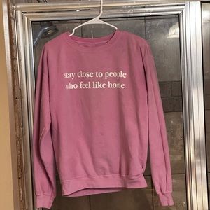 Golden Hour “Feels like home Crew Neck Swatshirt”